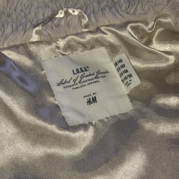 H&M L.O.G.G. Faux Fur Vest - Picture 3 of 3